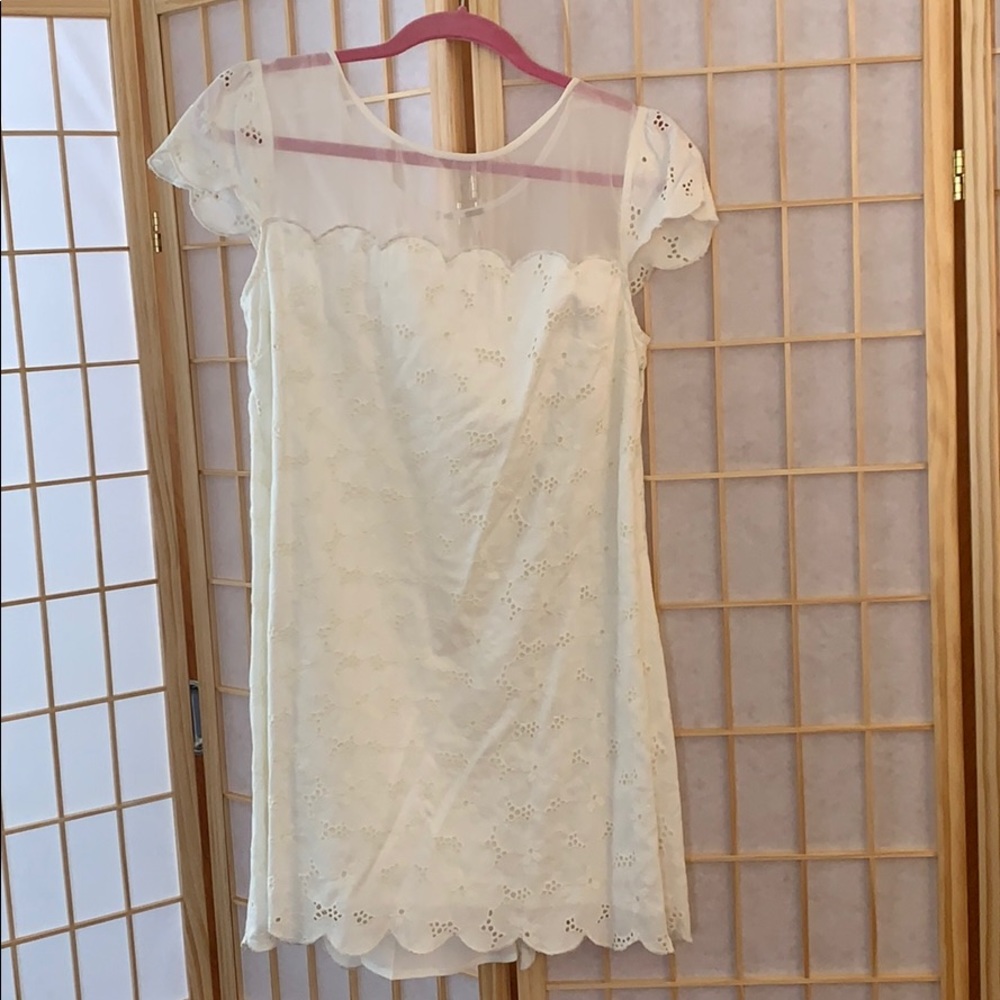 Sweet White Eyelet Dress With Bow Detail at Back